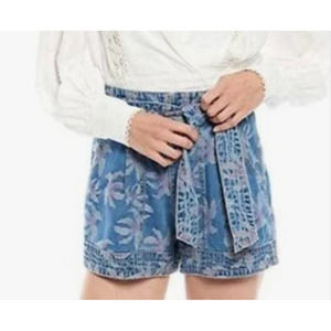 Happy X Nature Kate Hudson Paperbag Denim Floral Shorts | Sz 10, NWT $88